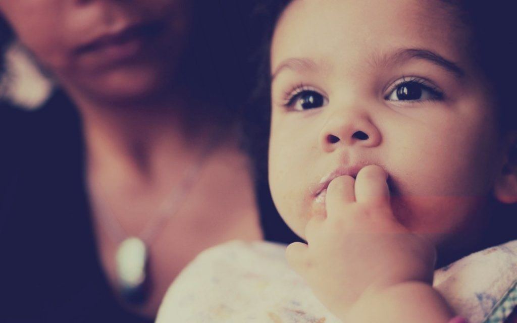 Can Teething Cause Vomiting In Babies? Kute Keiki